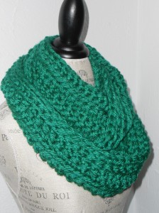 Green Infinity Scarf Cowl
