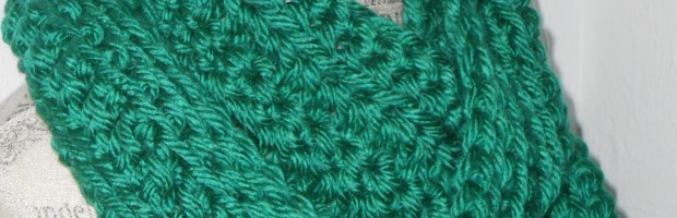 Green Infinity Scarf Cowl